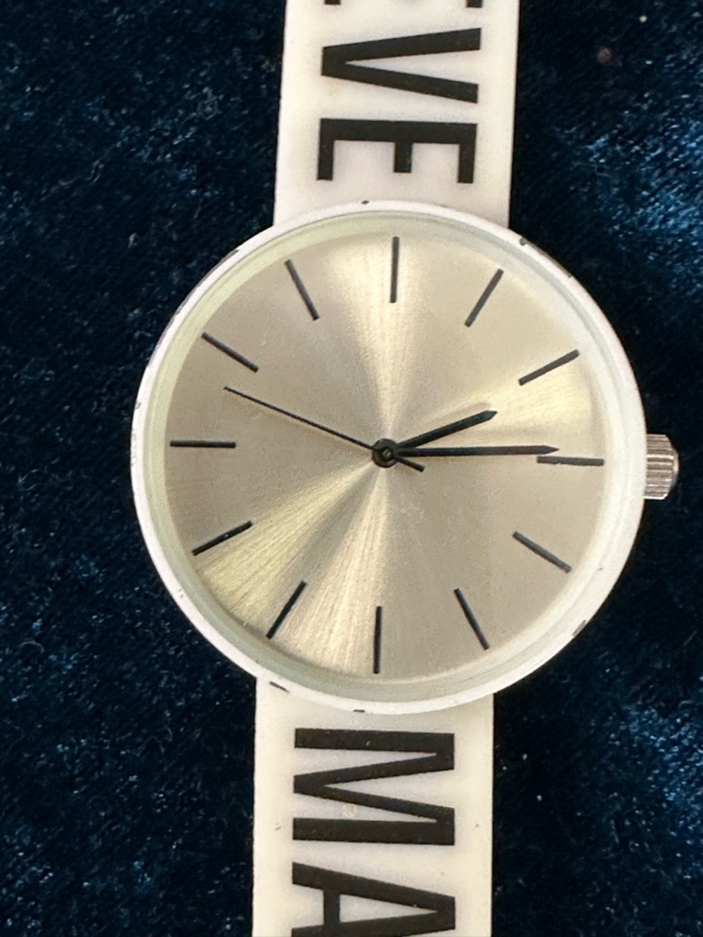 Steve Madden Silver Buckle with Cream Strap